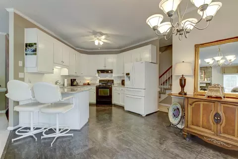 206 Bradley Dr, Benson, NC 27504 photo 10