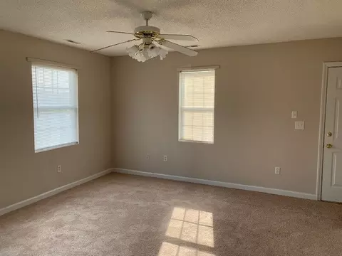 206 E 208 E Watson St, Selma, NC 27576 photo 3