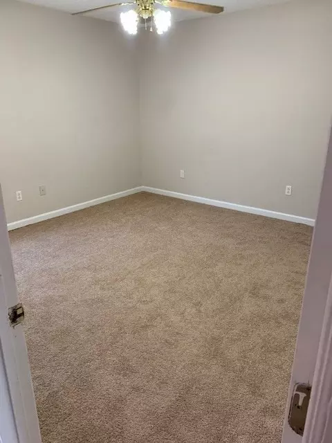 206 E 208 E Watson St, Selma, NC 27576 photo 10