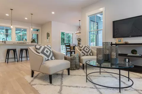 2308 Dezern Pl, Durham, NC 27705 photo 4