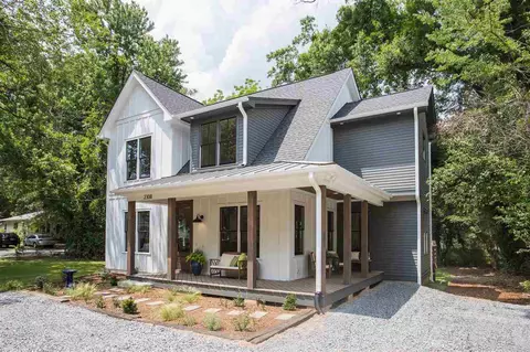 2308 Dezern Pl, Durham, NC 27705 photo 2