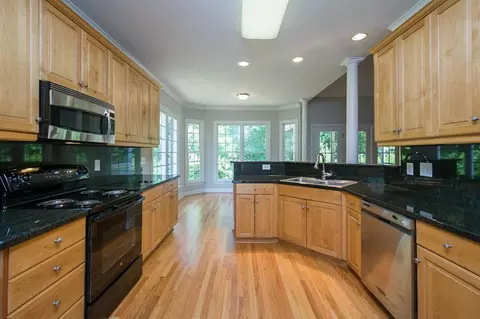 2 Elam Ct, Durham, NC 27705 photo 4