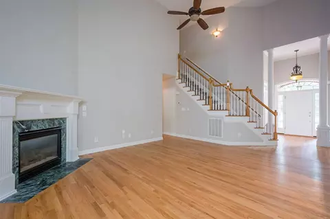 2 Elam Ct, Durham, NC 27705 photo 2