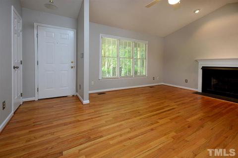 3216 Cromwell Rd, Durham, NC 27705 photo 4