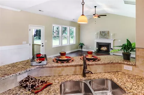 38 Watersedge Ln, Smithfield, NC 27577 photo 12