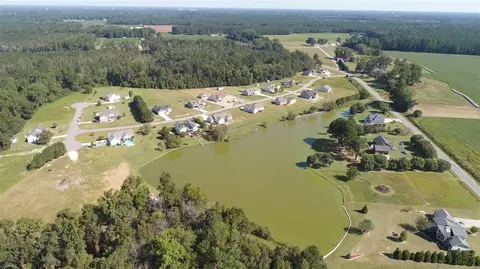 38 Watersedge Ln, Smithfield, NC 27577 photo 3
