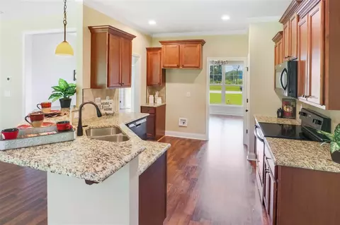 38 Watersedge Ln, Smithfield, NC 27577 photo 11