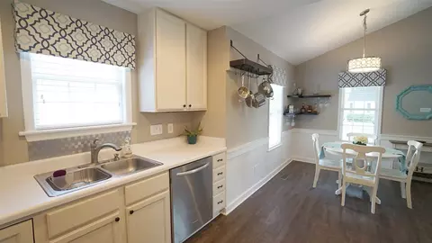 404 Pershing Rd, Raleigh, NC 27608 photo 10