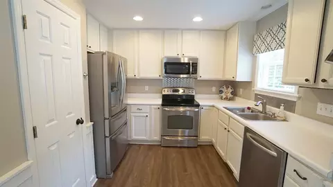 404 Pershing Rd, Raleigh, NC 27608 photo 8