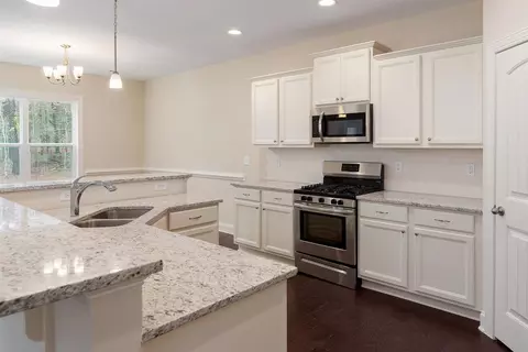 7204 Vanover Dr, Raleigh, NC 27604 photo 3
