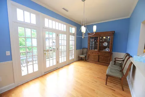 1512 W Markham Ave, Durham, NC 27705 photo 4