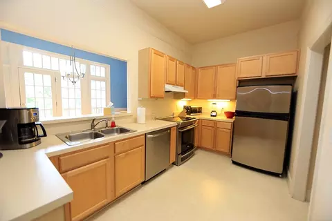 1512 W Markham Ave, Durham, NC 27705 photo 6