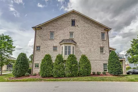 1002 Sand Pine Dr, Cary, NC 27519 photo 2