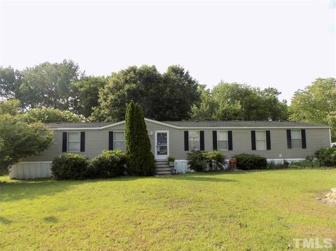 274 Peacock Ln, Benson, NC 27504 photo 1