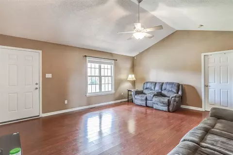 112 Wilmack Dr, Benson, NC 27504 photo 6