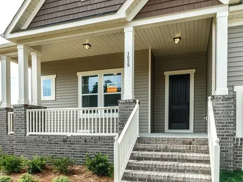 1029 Red Rock Dr, Durham, NC 27703 photo 2