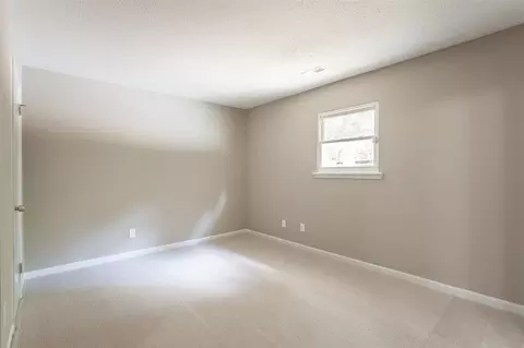 3003 Dearborn Dr, Durham, NC 27704 photo 12