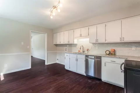 3003 Dearborn Dr, Durham, NC 27704 photo 10