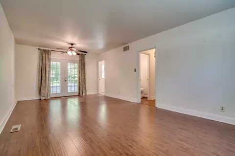209 E Knox St, Durham, NC 27701 photo 4