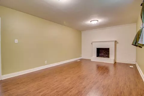 209 E Knox St, Durham, NC 27701 photo 7