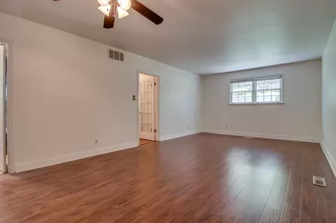 209 E Knox St, Durham, NC 27701 photo 5