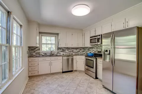 209 E Knox St, Durham, NC 27701 photo 9