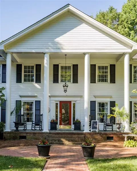 1122 Queensferry Rd, Cary, NC 27511 photo 2