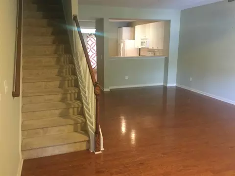 2011 Freeport Dr, Cary, NC 27519 photo 5