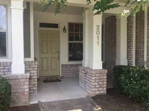 2011 Freeport Dr, Cary, NC 27519 photo 1