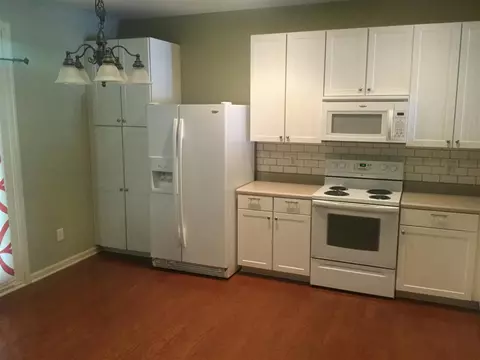 2011 Freeport Dr, Cary, NC 27519 photo 8