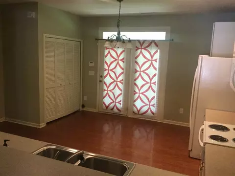 2011 Freeport Dr, Cary, NC 27519 photo 7