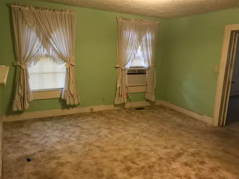 306 Denim Dr, Erwin, NC 28339 photo 4