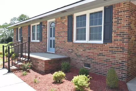 1184 Renfrow Rd, Clinton, NC 28328 photo 2