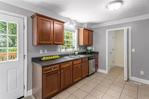 413 W Cornwallis Rd, Durham, NC 27707 photo 12