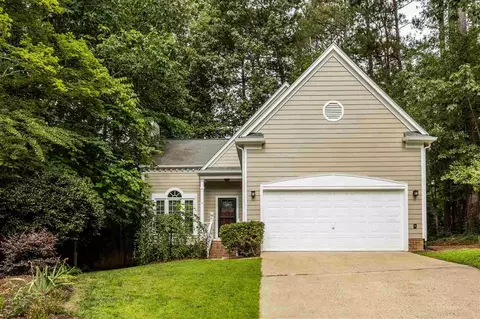 4 Penhurst Ct, Durham, NC 27713 photo 1