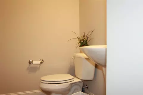 8020 N Pine Shadows Dr, Garner, NC 27529 photo 7