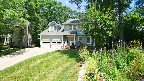 3 Periwinkle Ct, Durham, NC 27703 photo 3