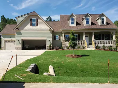 125 Flora Dr, Benson, NC 27504 photo 2