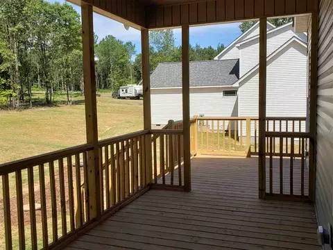125 Flora Dr, Benson, NC 27504 photo 8