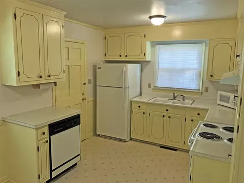 135 Emerald Cir, Durham, NC 27713 photo 10
