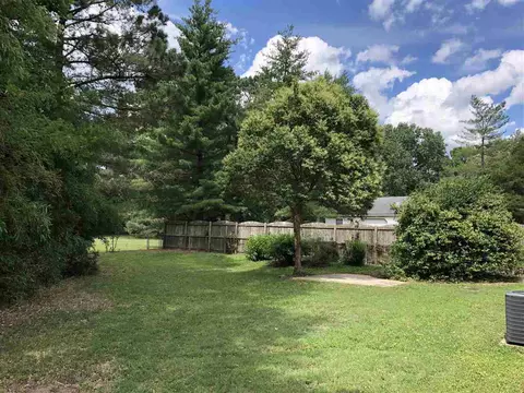 135 Emerald Cir, Durham, NC 27713 photo 3
