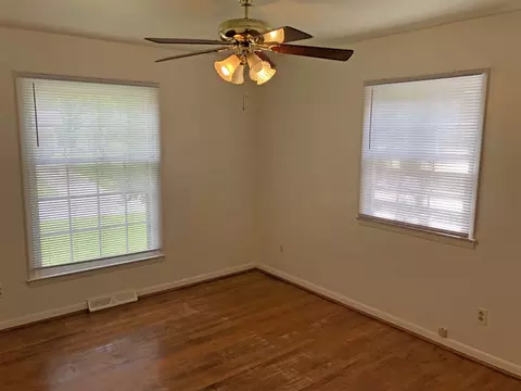 135 Emerald Cir, Durham, NC 27713 photo 12