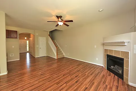 340 Bayleigh Ct, Garner, NC 27529 photo 4