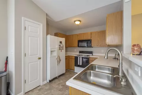 707 Quartz Dr, Durham, NC 27703 photo 8