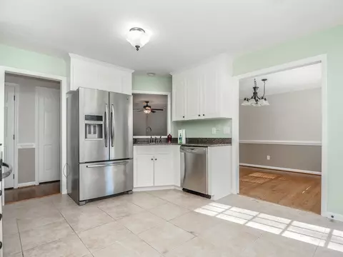 113 Leach Dr, Garner, NC 27529 photo 2