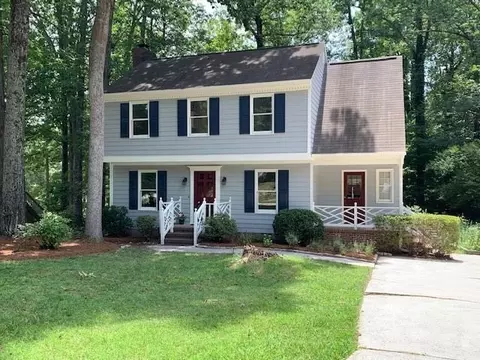 5 Fox Chase Ln, Durham, NC 27713 photo 2