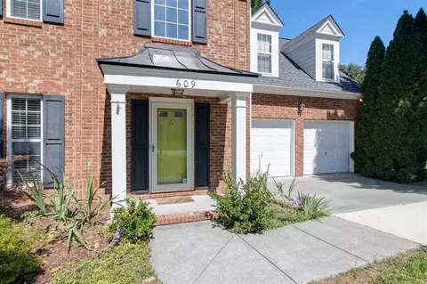 609 Branchview Dr, Durham, NC 27713 photo 2