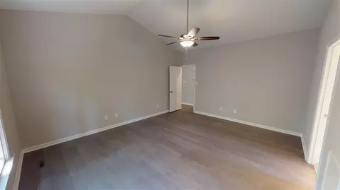 4926 Stephens Ln, Durham, NC 27712 photo 17