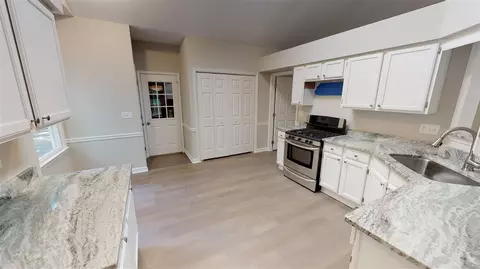 4926 Stephens Ln, Durham, NC 27712 photo 12