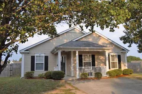 11 Slate Ct, Durham, NC 27703 photo 2